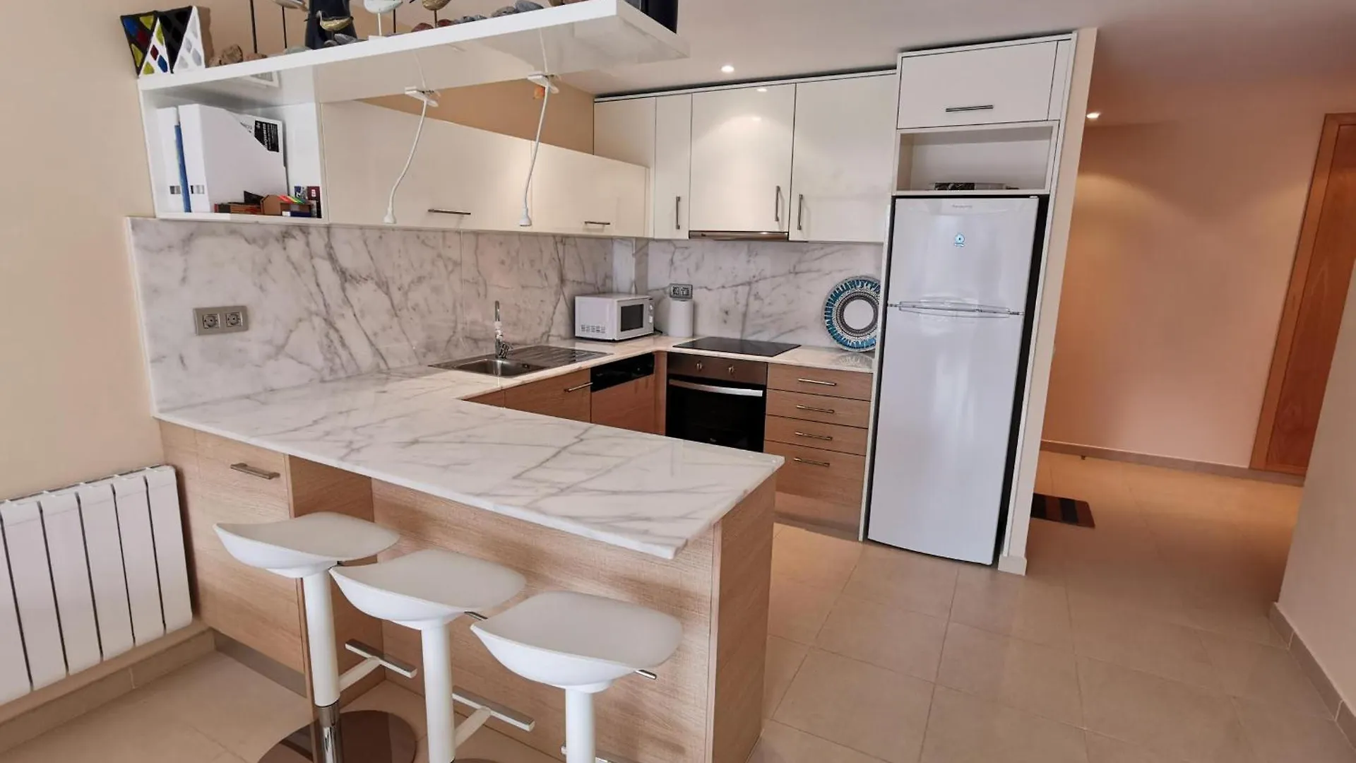 Apartment Apartamento Ideal En Llanca: Terraza, Parking Y Cerca De La Playa - Es-89-87 Spain